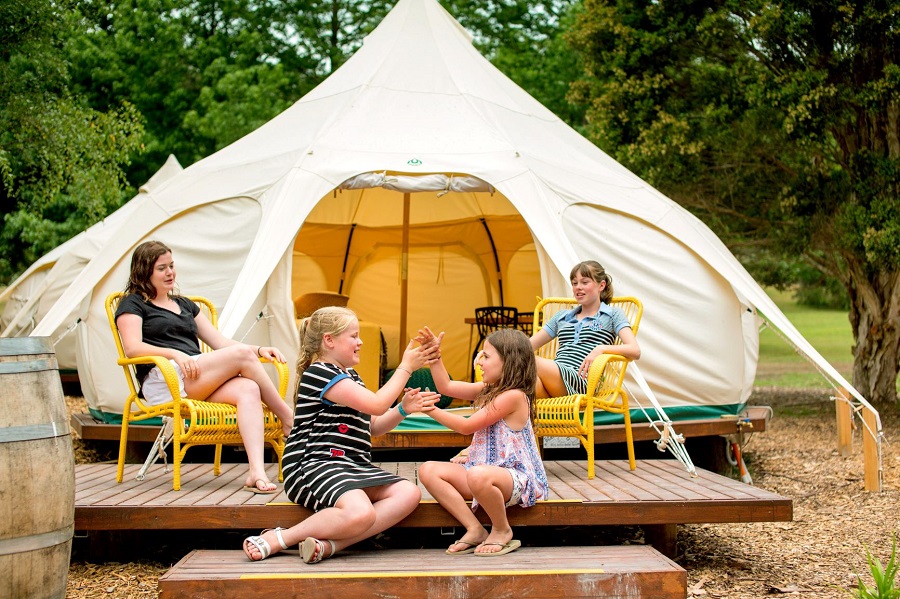 What are the Reasons Why Camping is Fun? - Reaching World Live